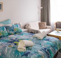 Bay Beauty Studios - Accommodation Main Beach