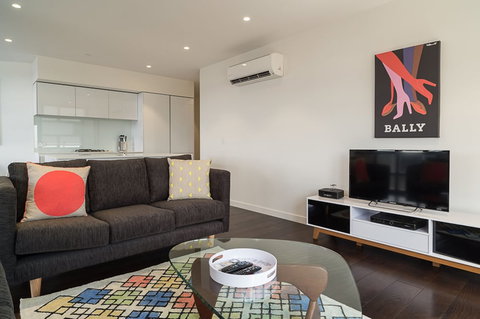 AKOM Prahran - Accommodation Main Beach 4