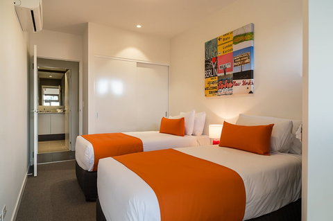 AKOM Prahran - Accommodation Main Beach 5