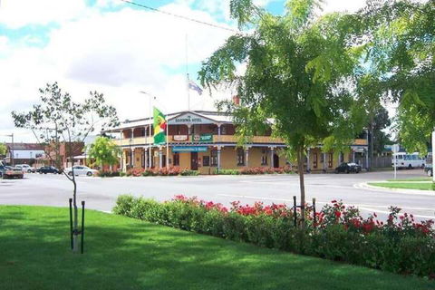 Boorowa Hotel - Accommodation Main Beach 1