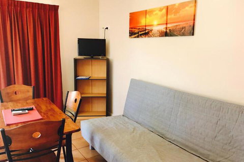 Outback Oasis Caravan Park - Accommodation Main Beach 7