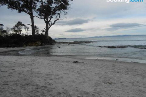 Bruny Ocean Cottage - Accommodation Main Beach 4