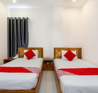 Basils Brush - Accommodation Main Beach