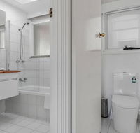 Long Beach House Apartments Sandy Bay - Accommodation Main Beach