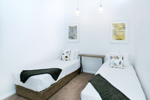 Loxton Courthouse Apartments - Accommodation Main Beach 3