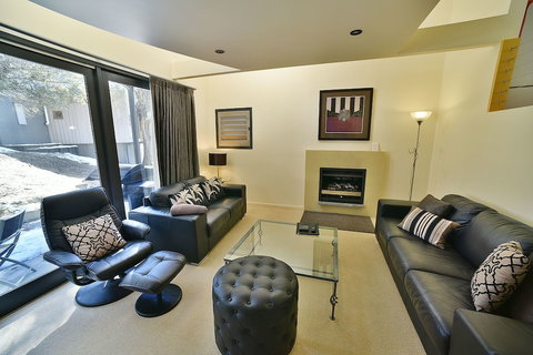 Oberdere 3 - Accommodation Main Beach 2