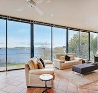 Kylakin on the Derwent River - Rejuvenate Stays - Accommodation Main Beach