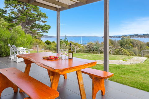 Manfield Seaside Bruny Island - Accommodation Main Beach 3