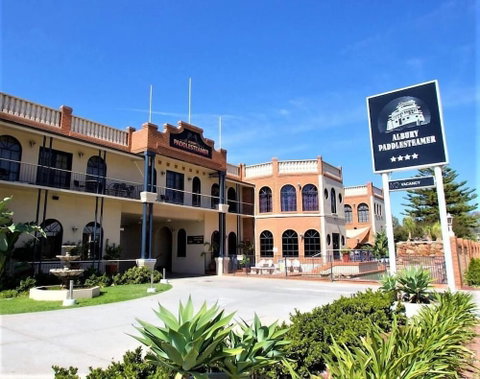Albury Paddlesteamer Motel - Accommodation Main Beach 0