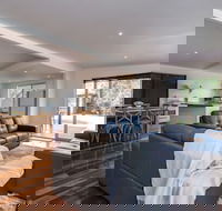 Tasman Surf House - Accommodation Main Beach