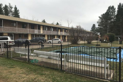 Cooba Holiday Motel - Accommodation Main Beach 4