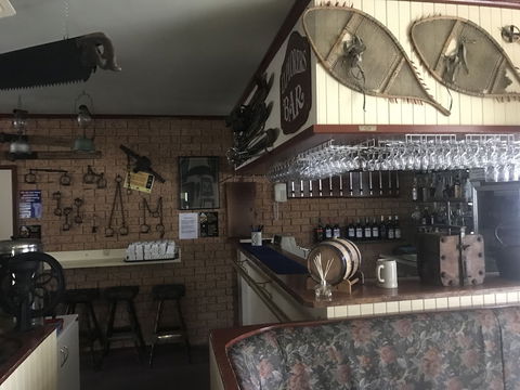Snowy Mountains Coach And Motor Inn - Accommodation Main Beach 1
