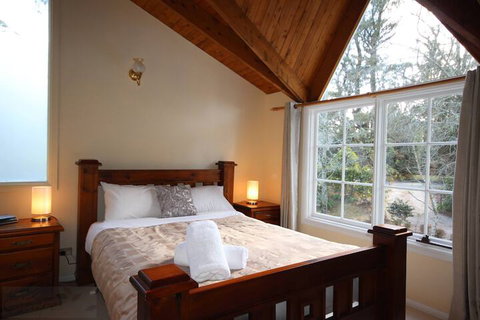 Our Glenbogle - Accommodation Main Beach 6