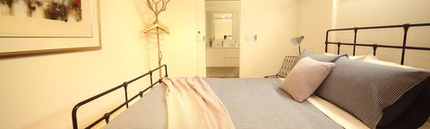 Irongate Studio - Accommodation Main Beach 3