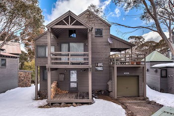 Snowgoose - Accommodation Main Beach 5