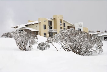 Chalet Hotham 20 - Accommodation Main Beach 0
