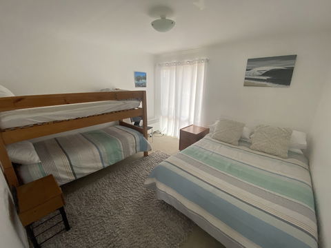 Aperture - Accommodation Main Beach 6