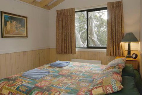 Discobolus 2 - Accommodation Main Beach 2