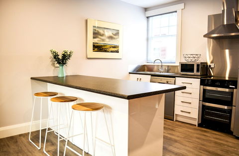 Heathfield Apartments - Accommodation Main Beach 5