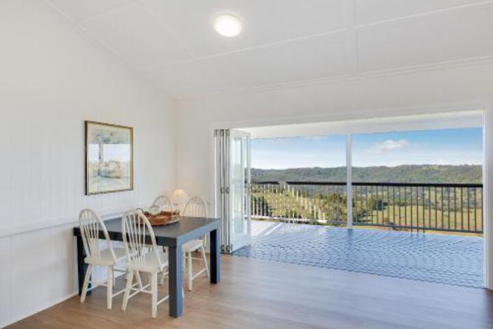 Reesville QLD Accommodation Main Beach