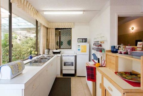 Beach Haven Studio - Accommodation Main Beach 3
