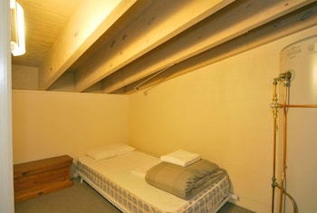 Merlot - Accommodation Main Beach 3