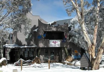 Merlot - Accommodation Main Beach 0