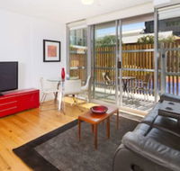 Port Melbourne Executive Living - Accommodation Main Beach