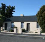 Gaol House Cottages - Accommodation Main Beach