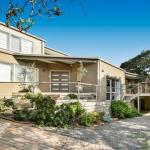 Cloud Nine - Accommodation Main Beach 0