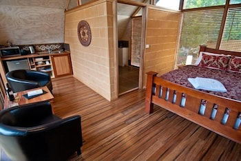 43 Degrees Bruny Island - Accommodation Main Beach 3