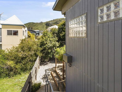 Apollos - Accommodation Main Beach 5