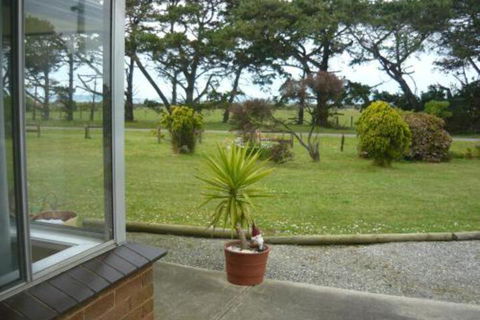 Yanakie Holiday House - Accommodation Main Beach 0