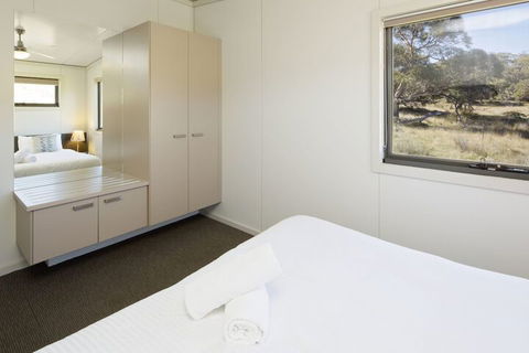 Ecocrackenback 14 Sustainable Luxurious Chalet Close To The Slopes. - Accommodation Main Beach 5