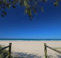 A Deluxe Swim Up Drift Apartments South - Accommodation Main Beach