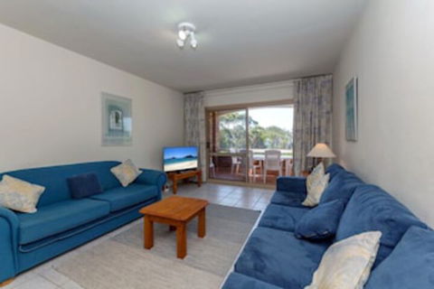 Radburn Unit 3 17 Ondine Close - Accommodation Main Beach 0