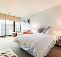 CELESTE 1BDR East Melbourne Apartment - Accommodation Main Beach