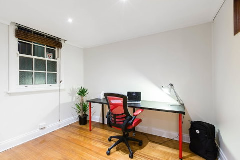 HELENA, 2BDR Fitzroy House - Accommodation Main Beach 1