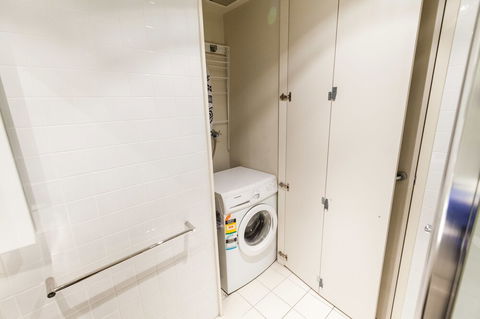 WESLEY, 2BDR Carlton Apartment - Accommodation Main Beach 0