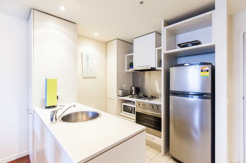 WESLEY, 2BDR Carlton Apartment - Accommodation Main Beach 4