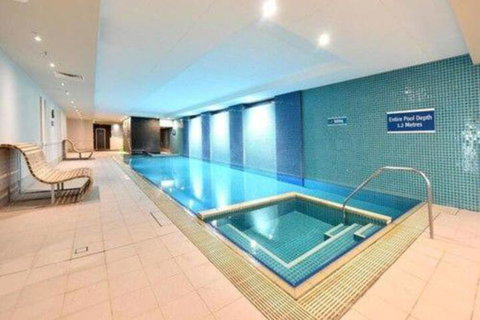 Beachside Luxury Getaway In Glenelg - Accommodation Main Beach 7