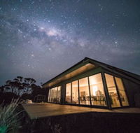 Sawyers Bay Shacks - Accommodation Main Beach