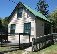 TasShacks - Accommodation Main Beach