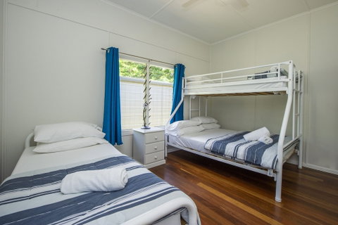 Kooyong Apartment 4 - Accommodation Main Beach 2