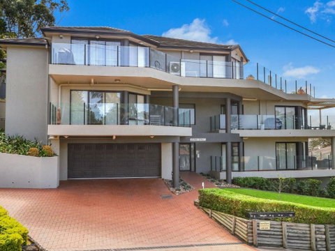 Ash Sienna 2 / 49 Ash Street Terrigal - Accommodation Main Beach 1