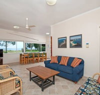 Sandy Shores 18 Corlette Point Road - Accommodation Main Beach
