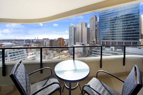 Astra Apartments Sydney - George St - Accommodation Main Beach 3