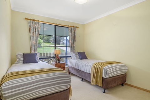 Omaroo Cottage Bruny Island - Accommodation Main Beach 2