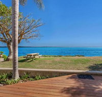 Sandy Point Road 6 Mermaids Rest - Accommodation Main Beach
