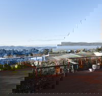 Sandy Bay Sensation - Accommodation Main Beach